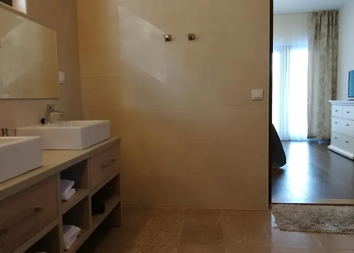 Marina Rauhan Village Apartmán *